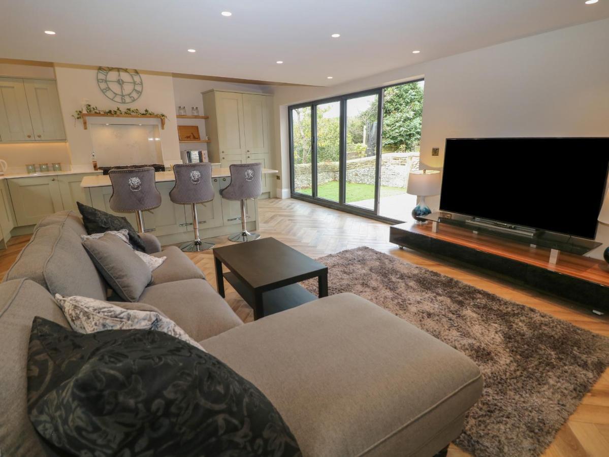 Netherdale House بكستون المظهر الخارجي الصورة
