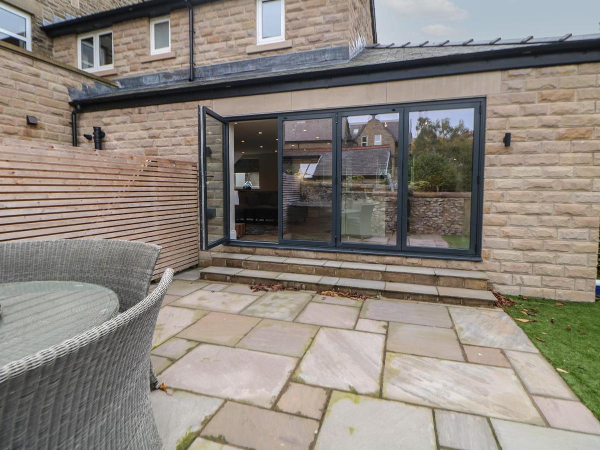 Netherdale House بكستون المظهر الخارجي الصورة